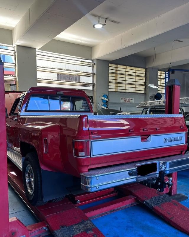 Classic car restoration in the Memmotts workshop (photo 8)